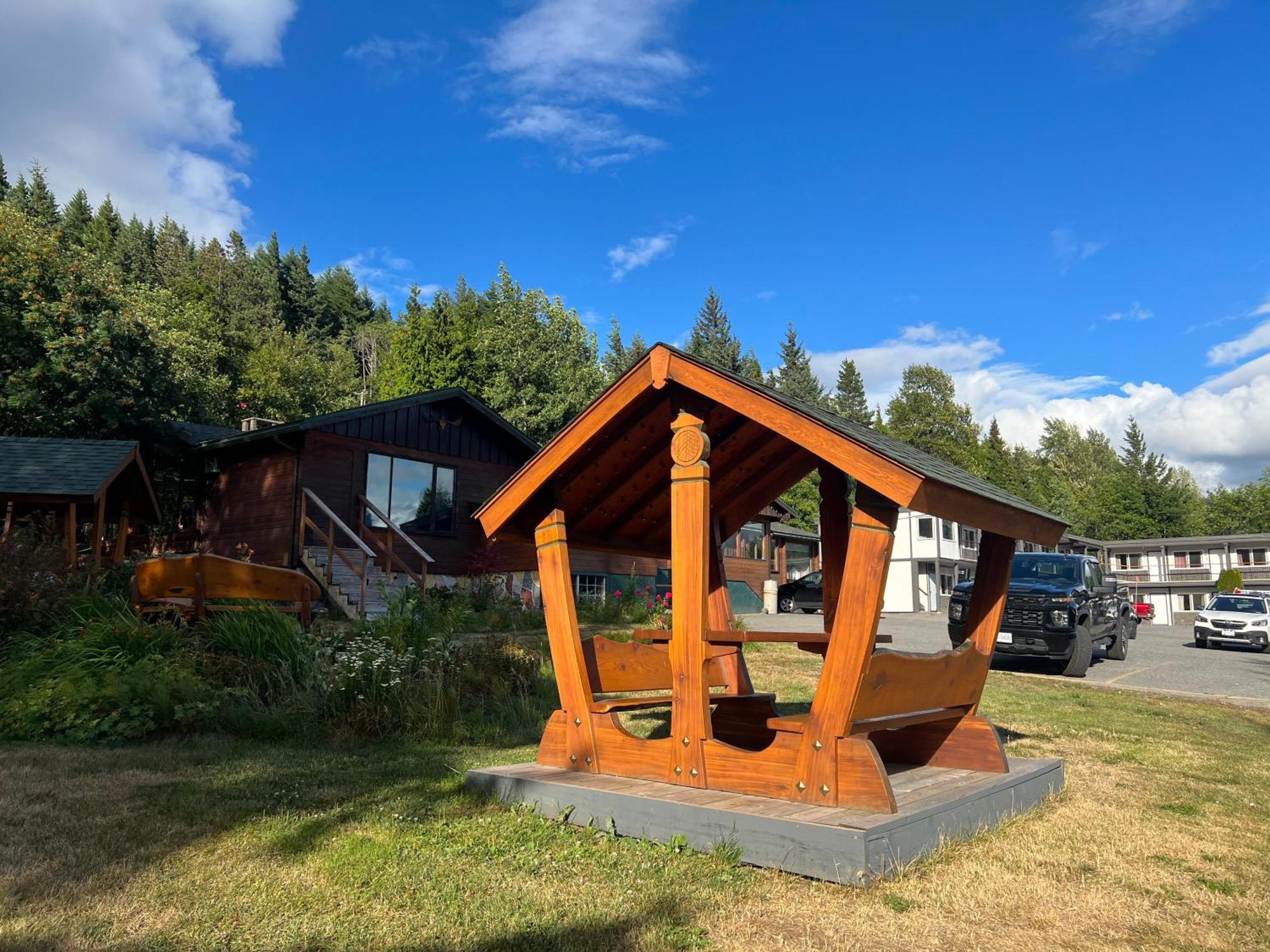Chalet Inn Kitimat Zewnętrze zdjęcie